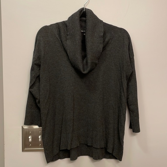 Cable & Gauge Sweaters - Gently Used Cable & Gauge Grey Cowl neck Sweater Size Large